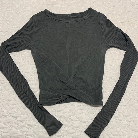 ALO Cover  Long Sleeve Top - Picture 1 of 4